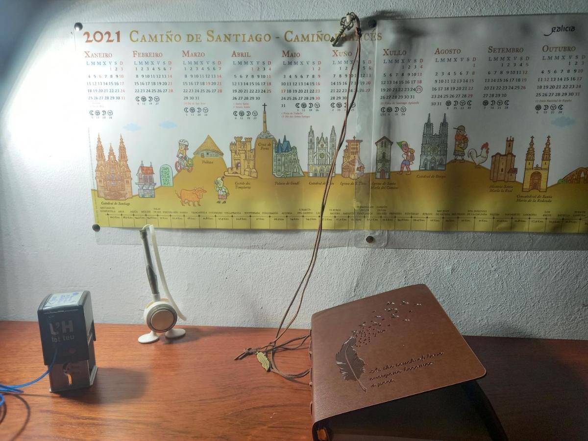 El Bordon De La Casa Batallon Sarria Kültér fotó
